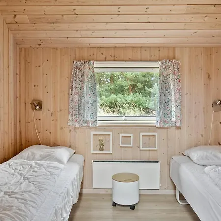 In Vaeggerlose With Sauna Bøtø By