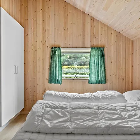 In Vaeggerlose With Sauna * Bøtø By