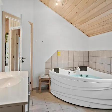 In Vaeggerlose With Sauna 度假居